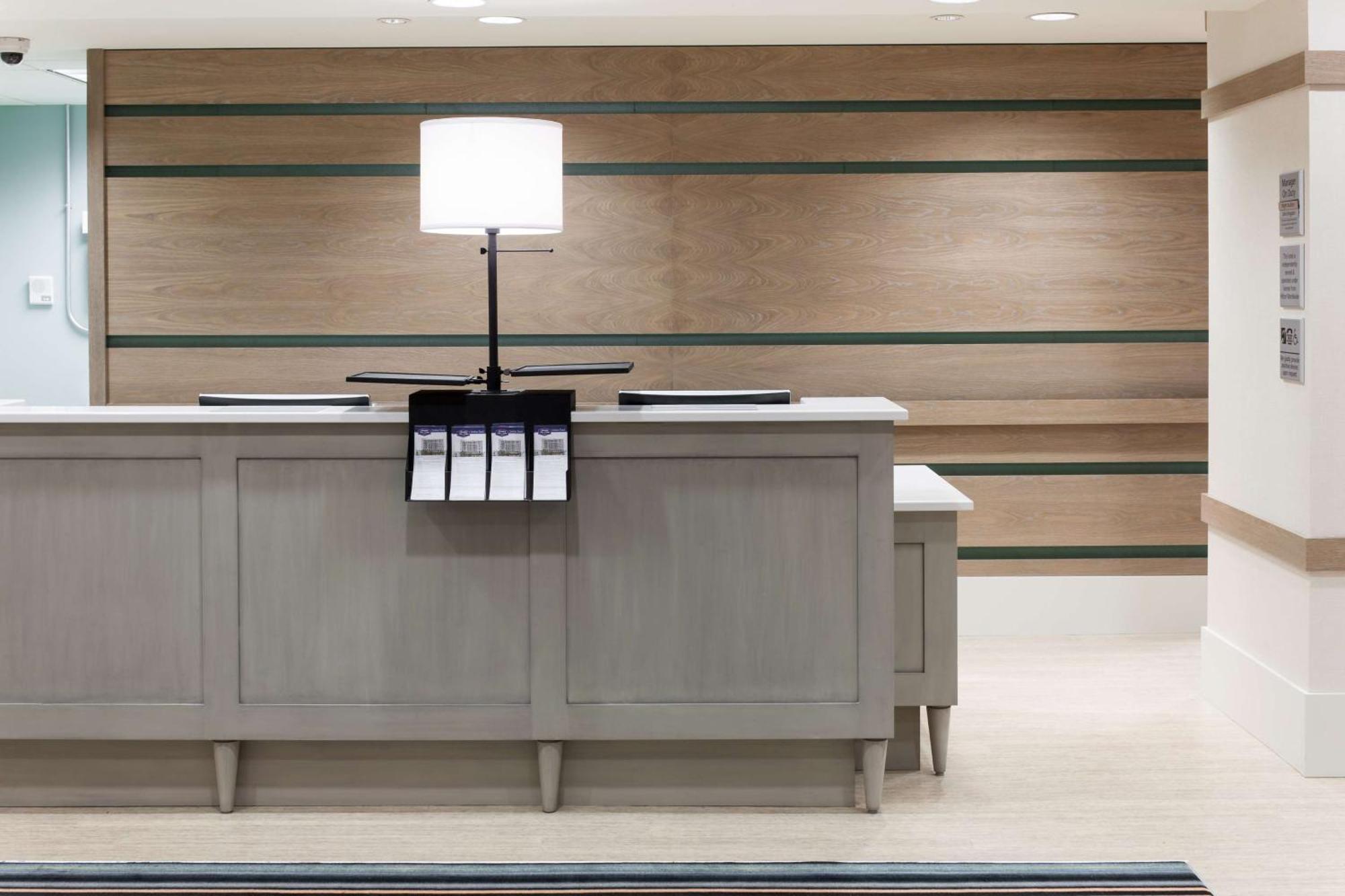 Hampton Inn & Suites By Hilton Carolina Beach Oceanfront Esterno foto