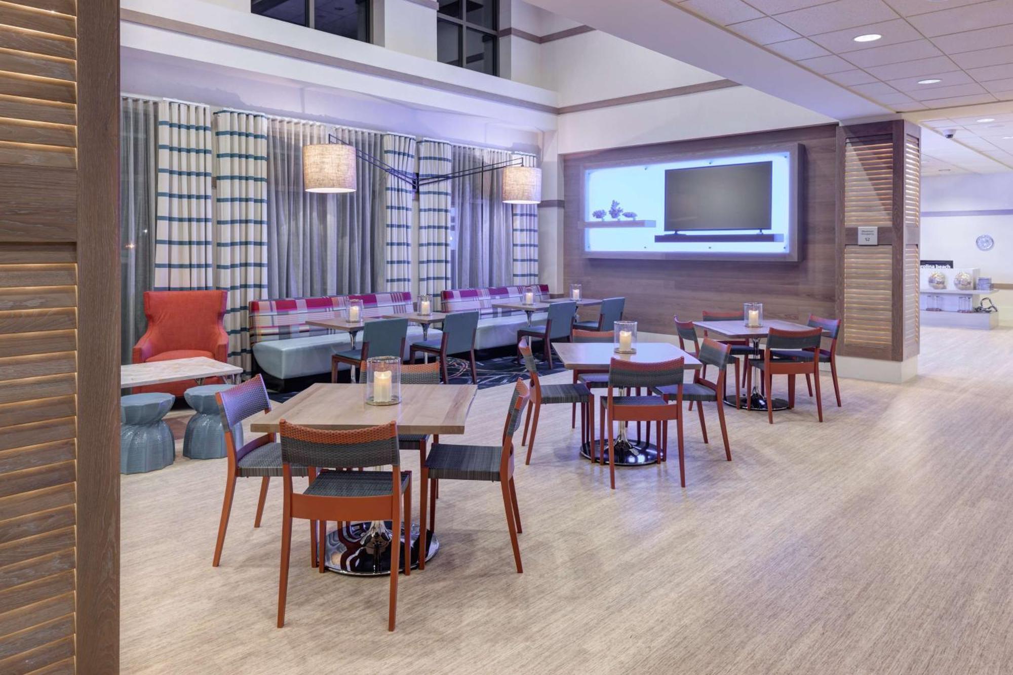 Hampton Inn & Suites By Hilton Carolina Beach Oceanfront Esterno foto