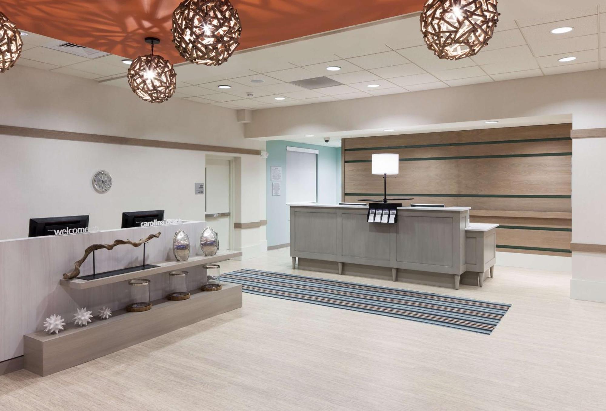 Hampton Inn & Suites By Hilton Carolina Beach Oceanfront Esterno foto